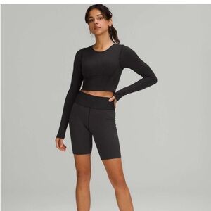 NWT Lululemon Ebb‎ to Street long sleeve black/charcoal size 6